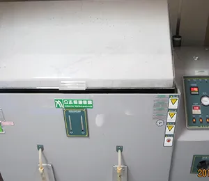 塩水噴霧試験槽