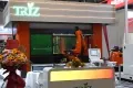 3次元レーザー加工機（切断加工、16軸2ステーション）